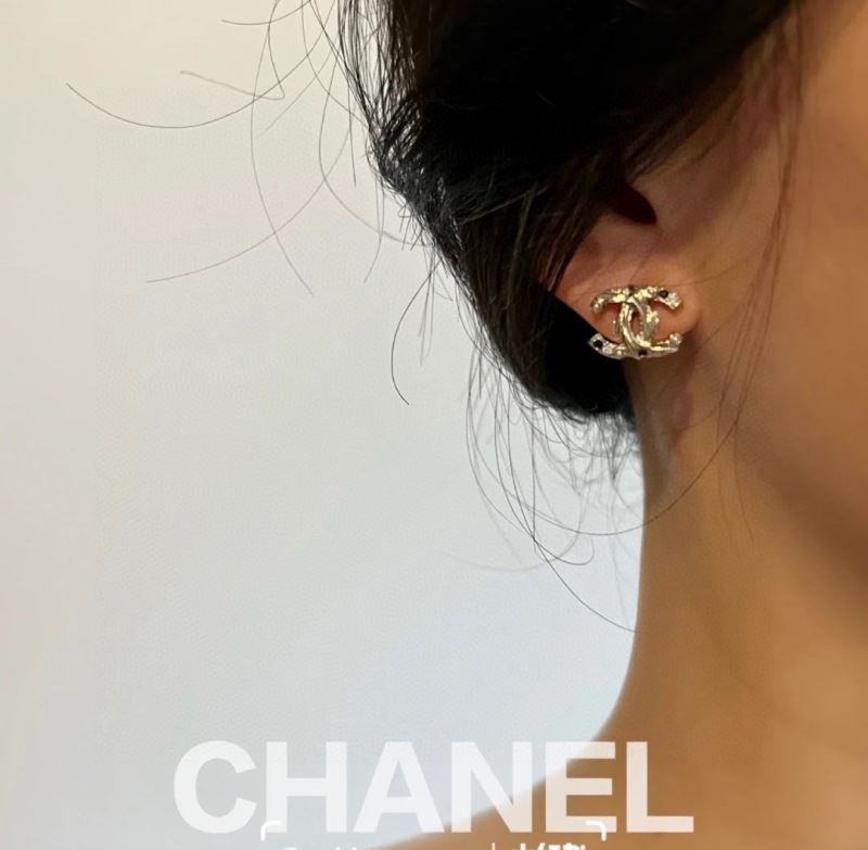 Ch**el earrings
